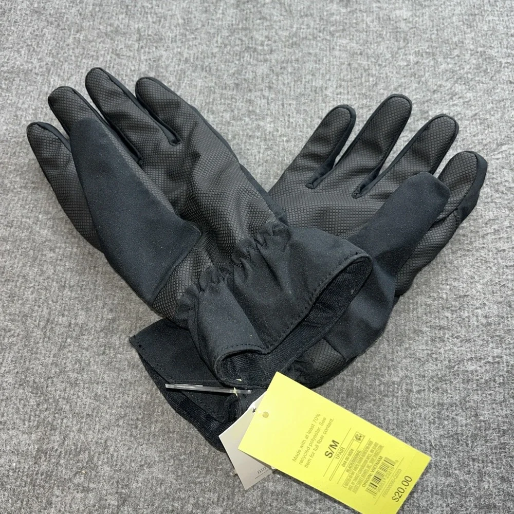 All In Motion Snow Sport Gloves Men's S/M Black Wrist Straps Waterproof